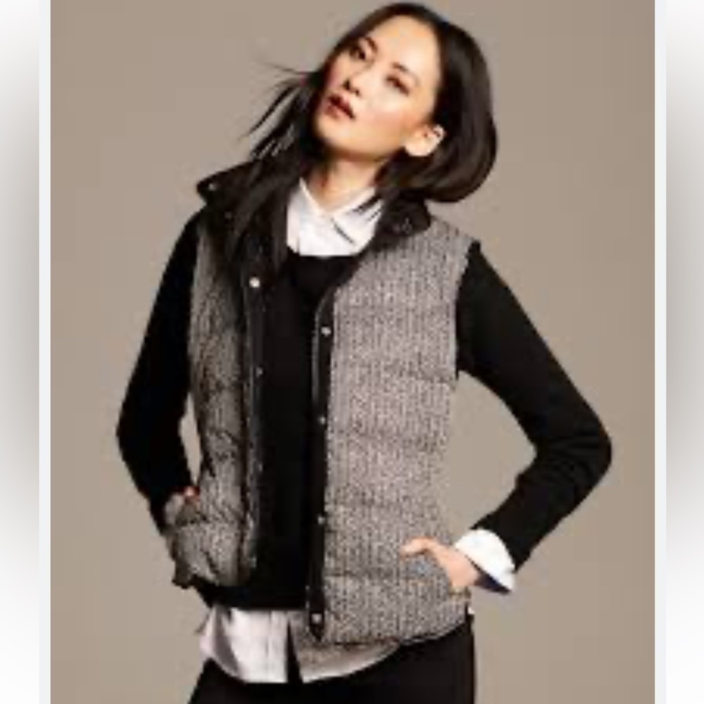 Banana Republic Herringbone Print Quilted Vest size XS